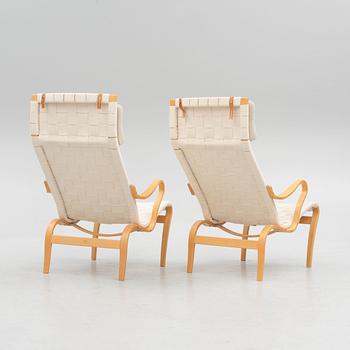 Bruno Mathsson, a pair of "Miranda" armchairs, Bruno Mathsson International, 1998.