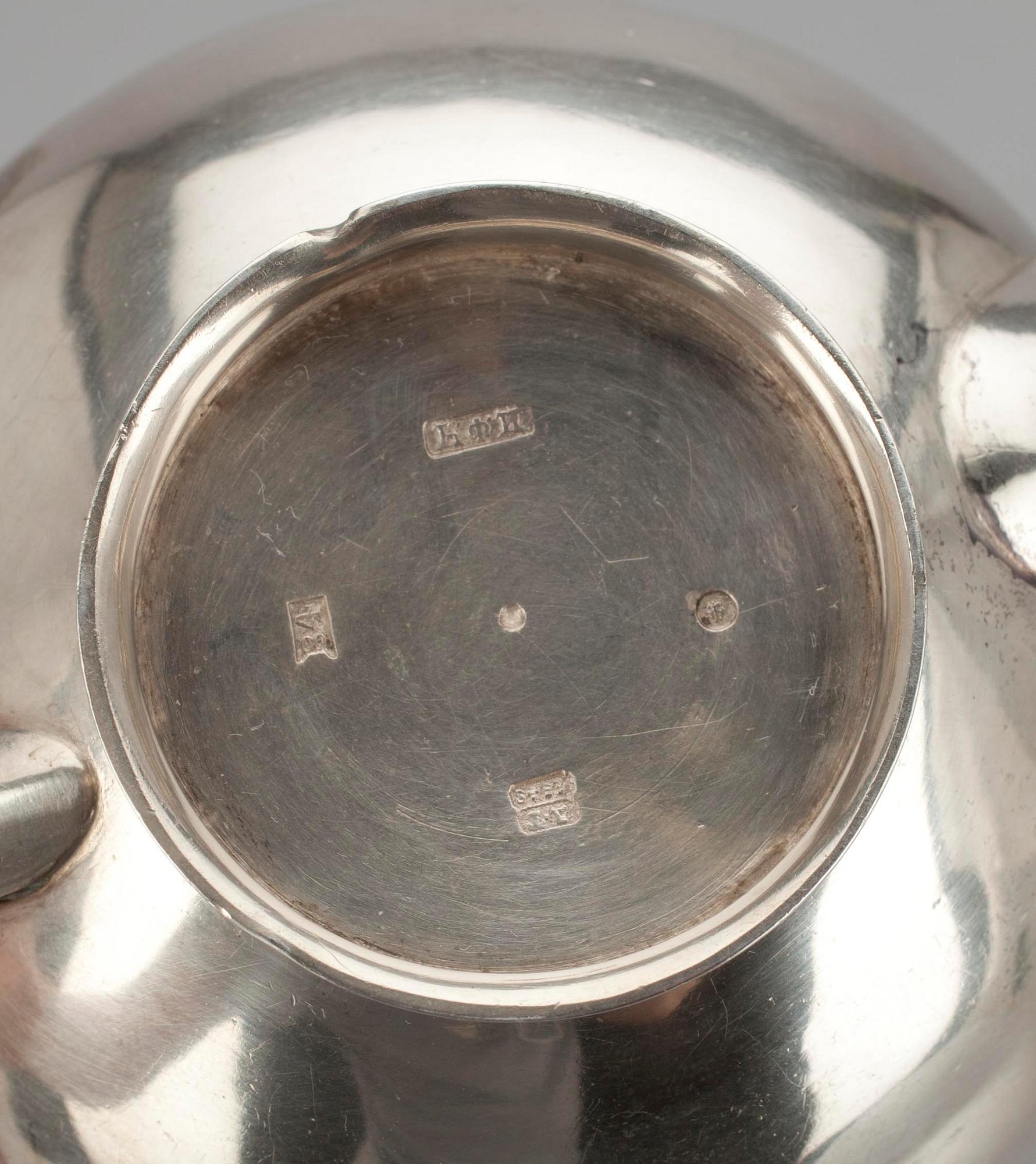 GRÄDDSNÄCKOR, 2 st, silver, Ryssland. Tot. vikt ca 225 g.