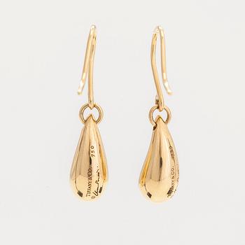 Tiffany & Co, Elsa Peretti, örhängen, "Teardrops", 18K guld.