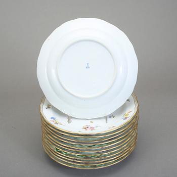 ASSIETTER, 12 st, porslin, Meissen, 1800/1900-tal.