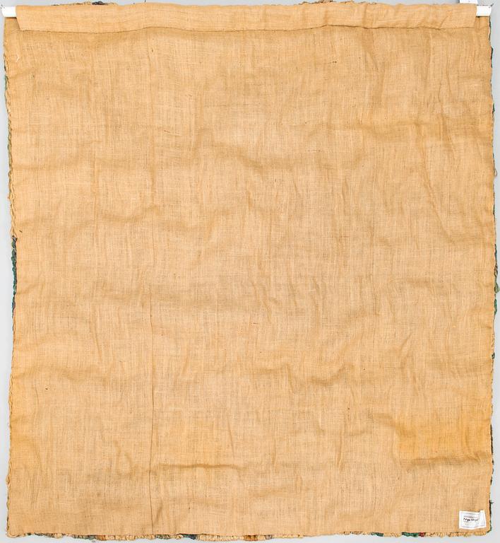 PIRJO HOPEA, textile, 151 x 139 cm.