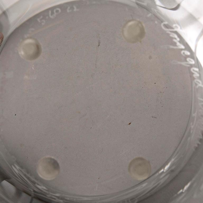 Ingegerd Råman, a signed glass bowl.