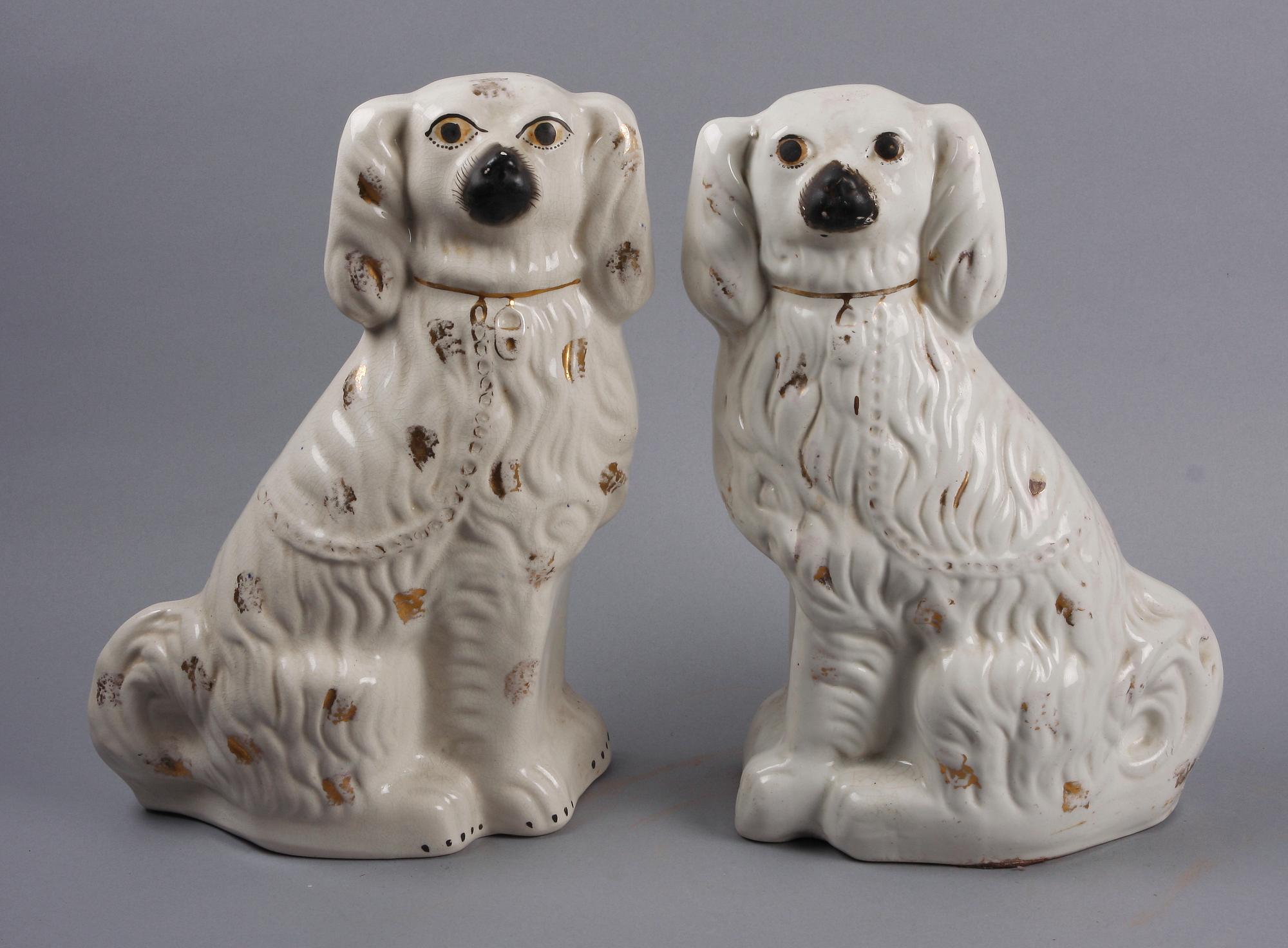 FIGURINER, ett par, keramik, England, 1800/1900-tal.