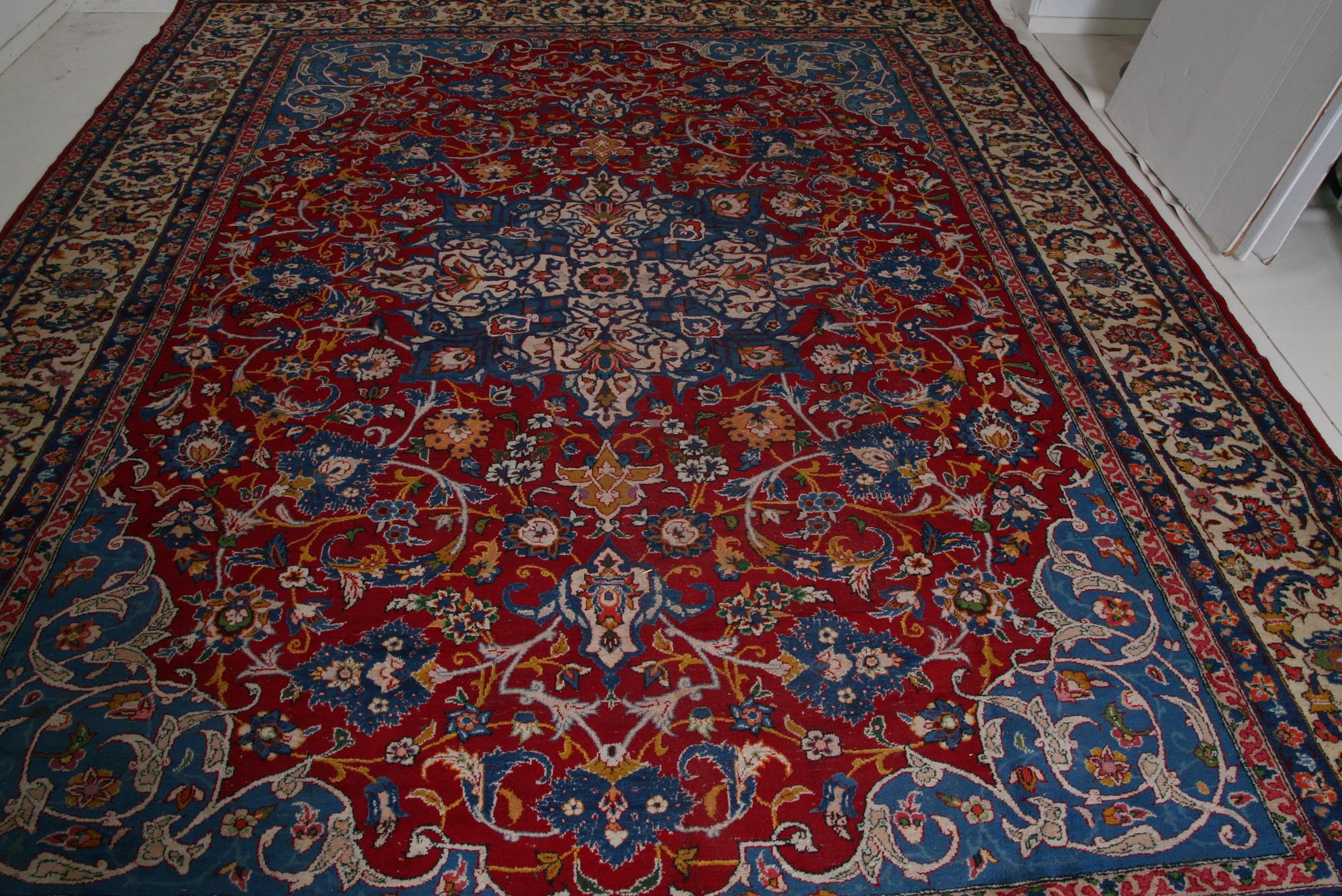 MATTA, Isfahan. 402 x 300.