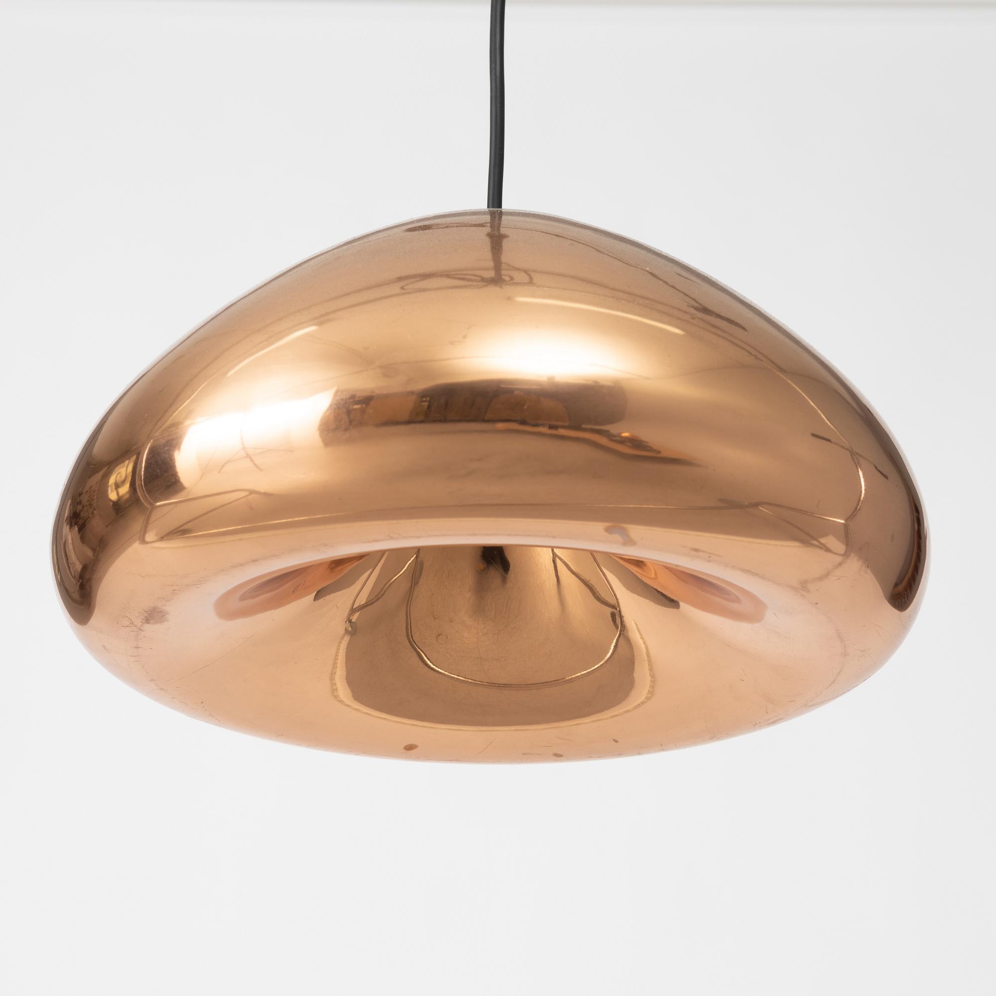 Tom Dixon, a 'Bell' ceiling lamp.