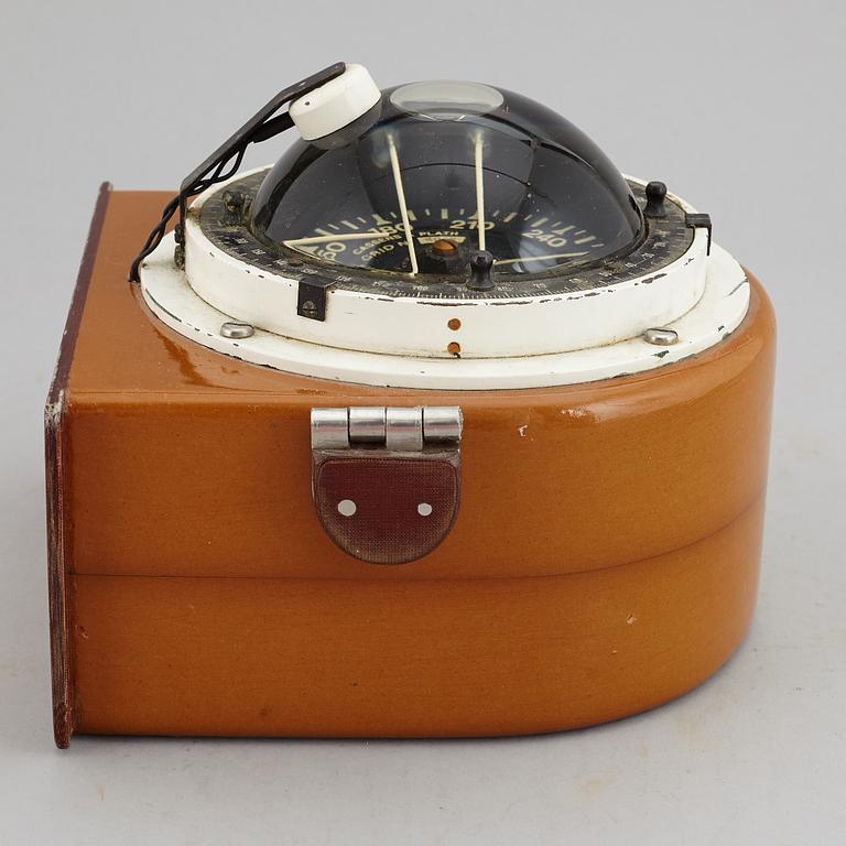 A Cassens & Plath compass.