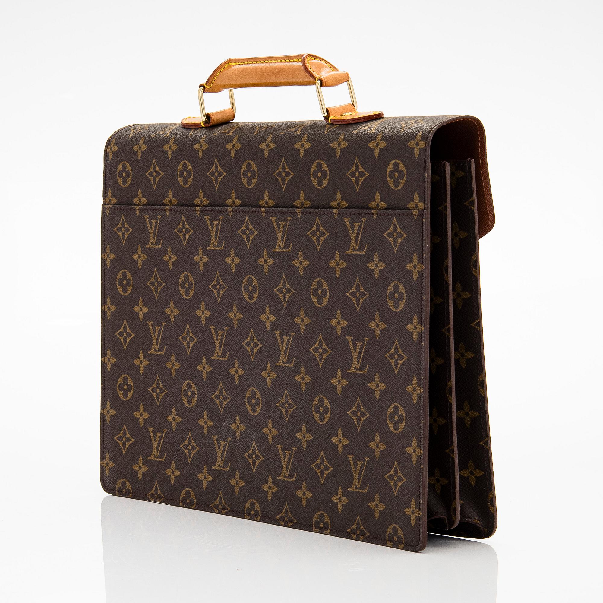 Louis Vuitton, a 