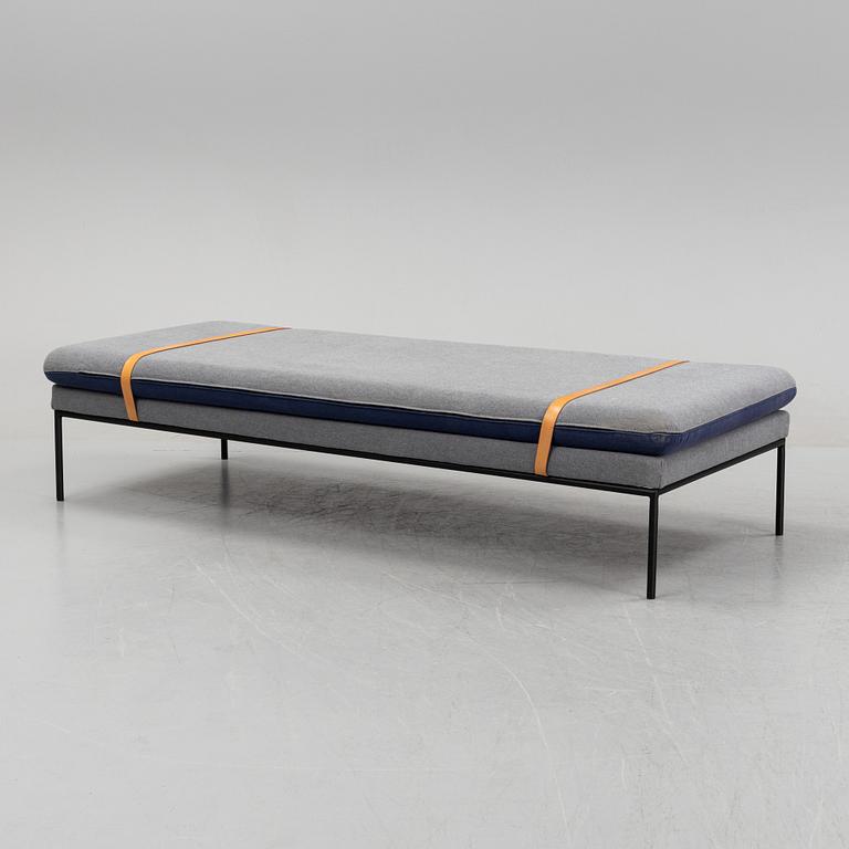 Ferm Living, dagbädd, "Turn".