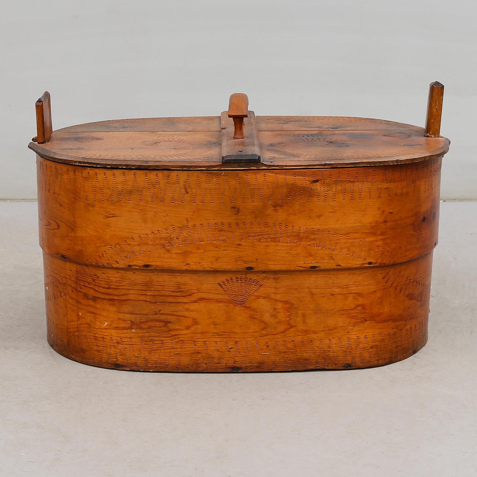 ÄSKA, allmoge, furu, 1900-talets första hälft.