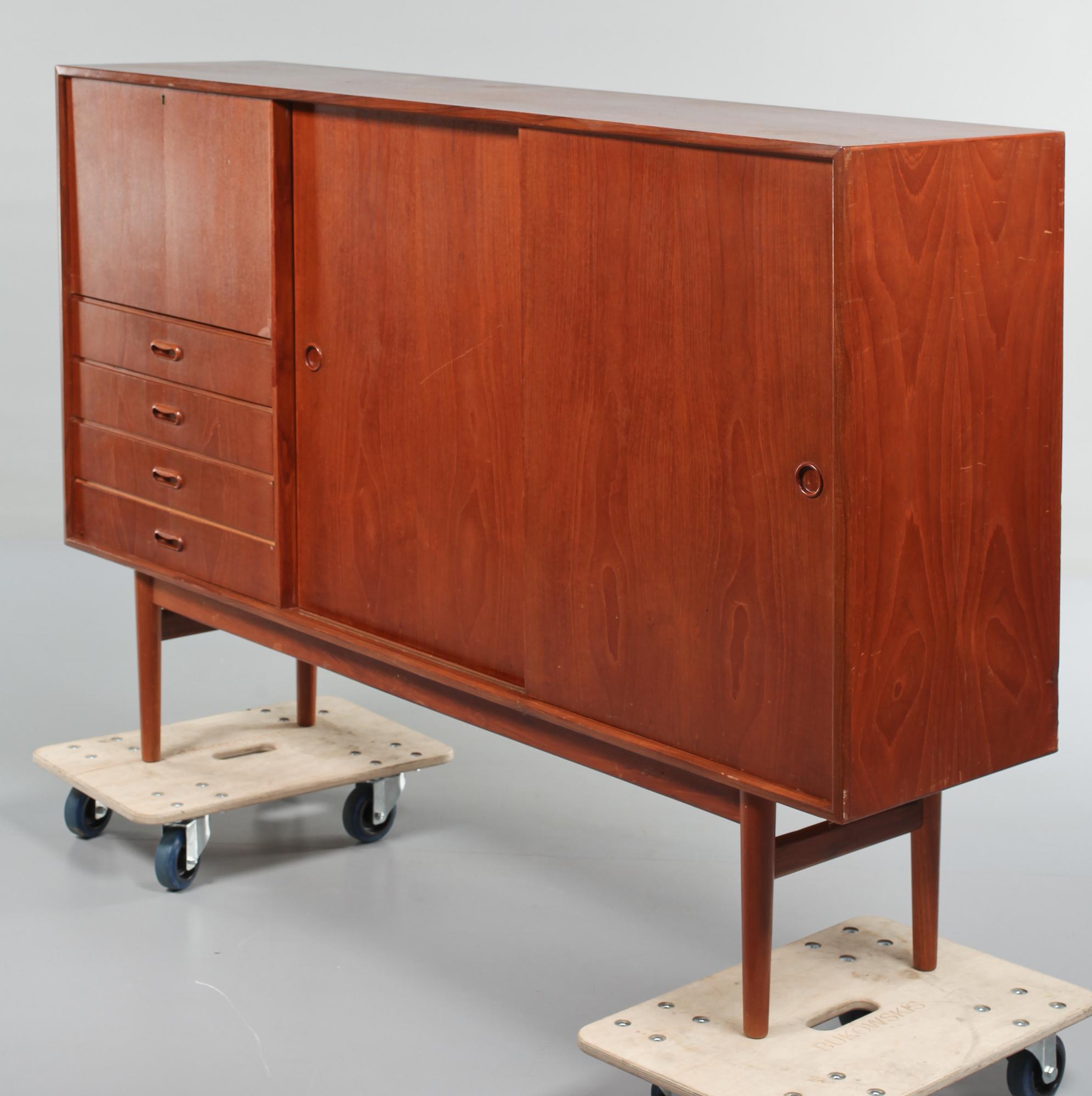 SIDEBOARD, 1900-talets andra hälft.