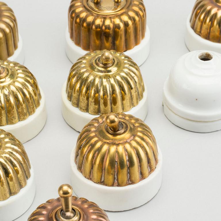 LAURITZ KNUDSEN, STRÖMBRYTARE, 7+2+1+1, 1900-talets första årtionden.