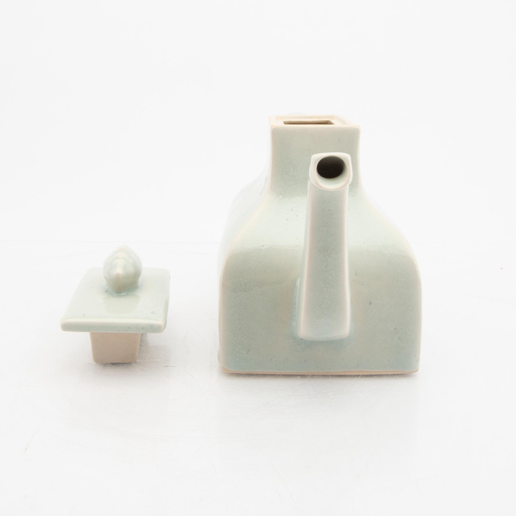 Signe Persson-Melin, a glazed ceramic teapot, signed by hand, dated 2012 and numbered 79/100.