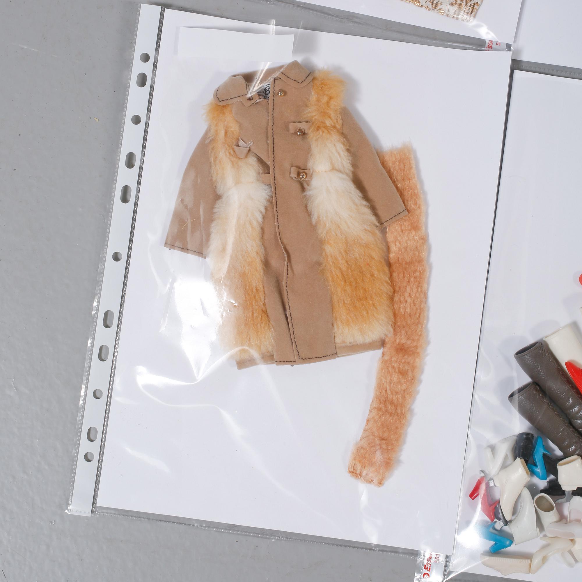 PARTI BARBIETILLBEHÖR, 1900-talets tredje kvartal/andra hälft.