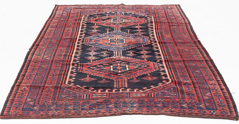 Carpet, Kurdish, circa 265 x 172-175 cm.