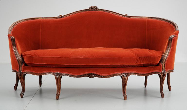 A Louis XV 18th cent sofa.