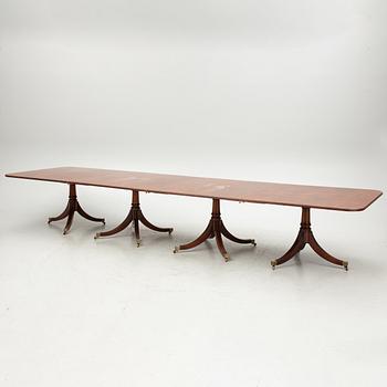 Dining table, RBC Furniture, England, second half of the 20th century.