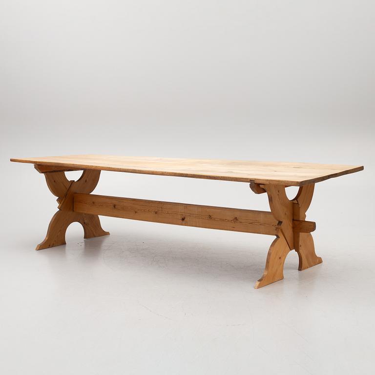 A Swedish pine table, Hälsingland, 18th-19th century.