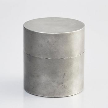 Nils Fougstedt, or Björn Trägårdh (1908-1998), a pewter box with cover, Svenskt Tenn, Stockholm 1932.