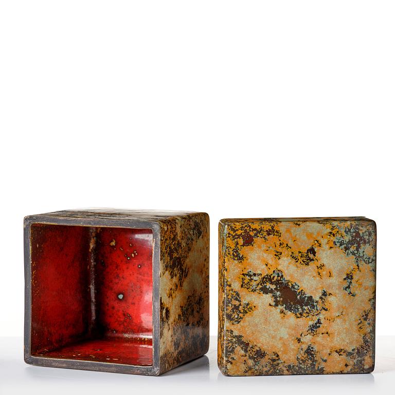 Hans Hedberg, a set of three faience boxes, Biot, France.