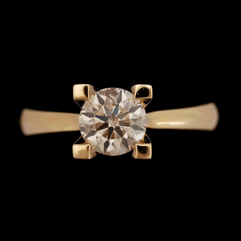 RING, 18k guld med briljantslipad diamant tot ca1,15ct. 2000-tal.