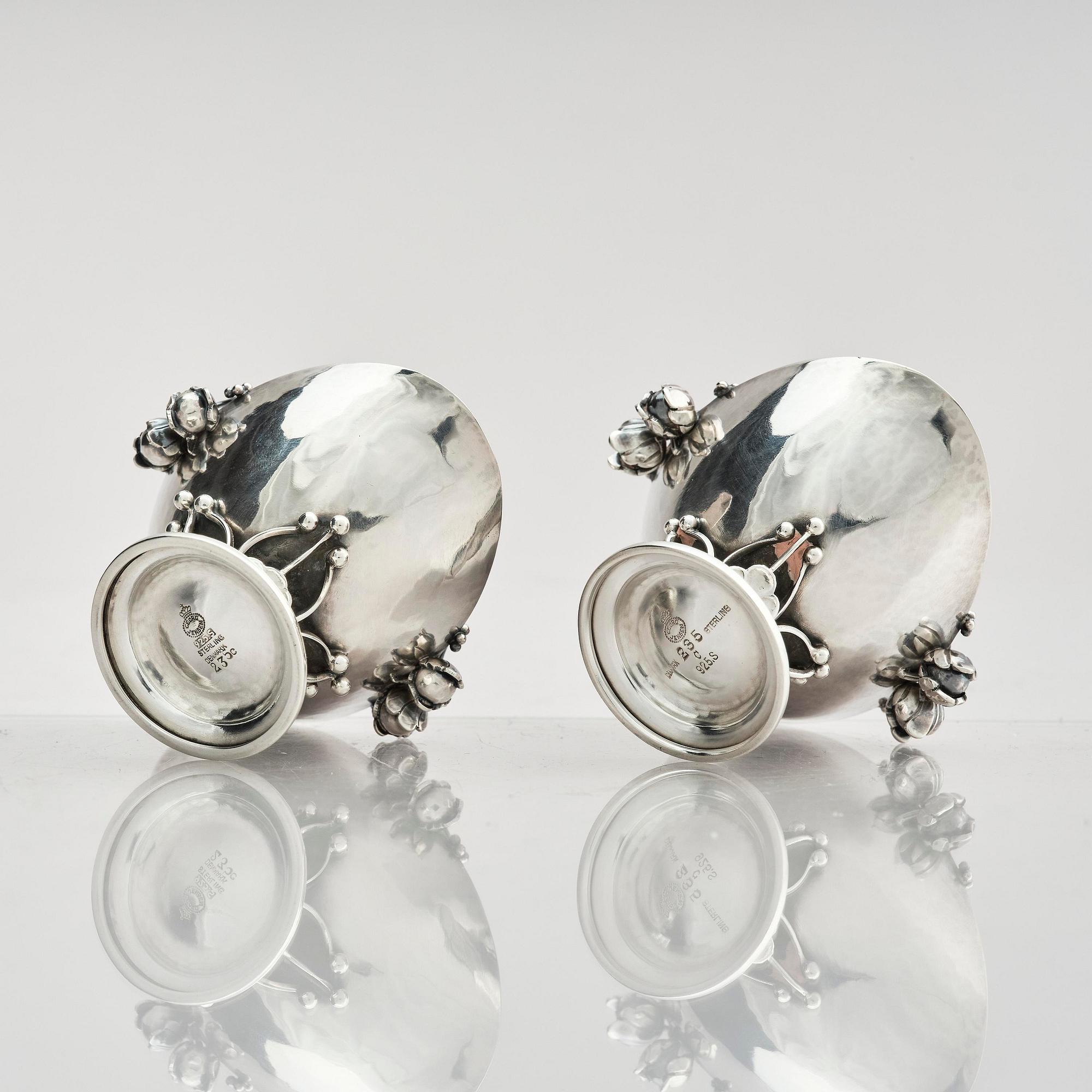 Georg Jensen, a pair of sterling silver sugar/spice jars, model no 235C, Copenhagen, Denmark 1925-1932.