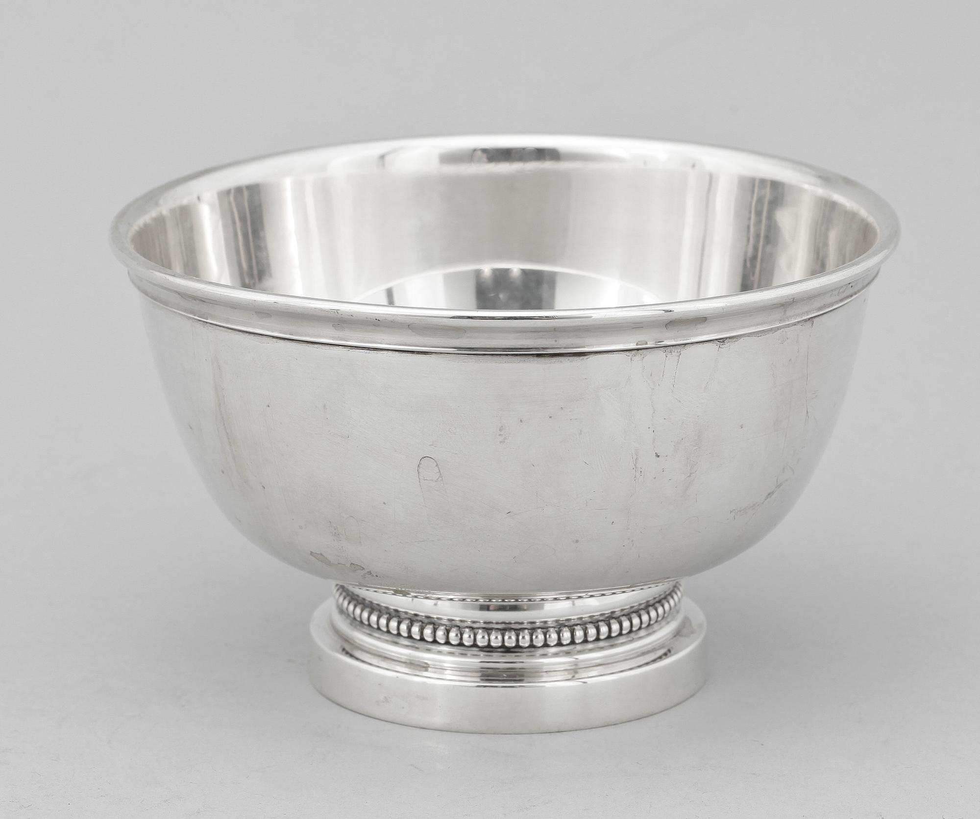 SKÅL, silver, Erik Löfman Lidköping 1988. Vikt ca 177 gram.