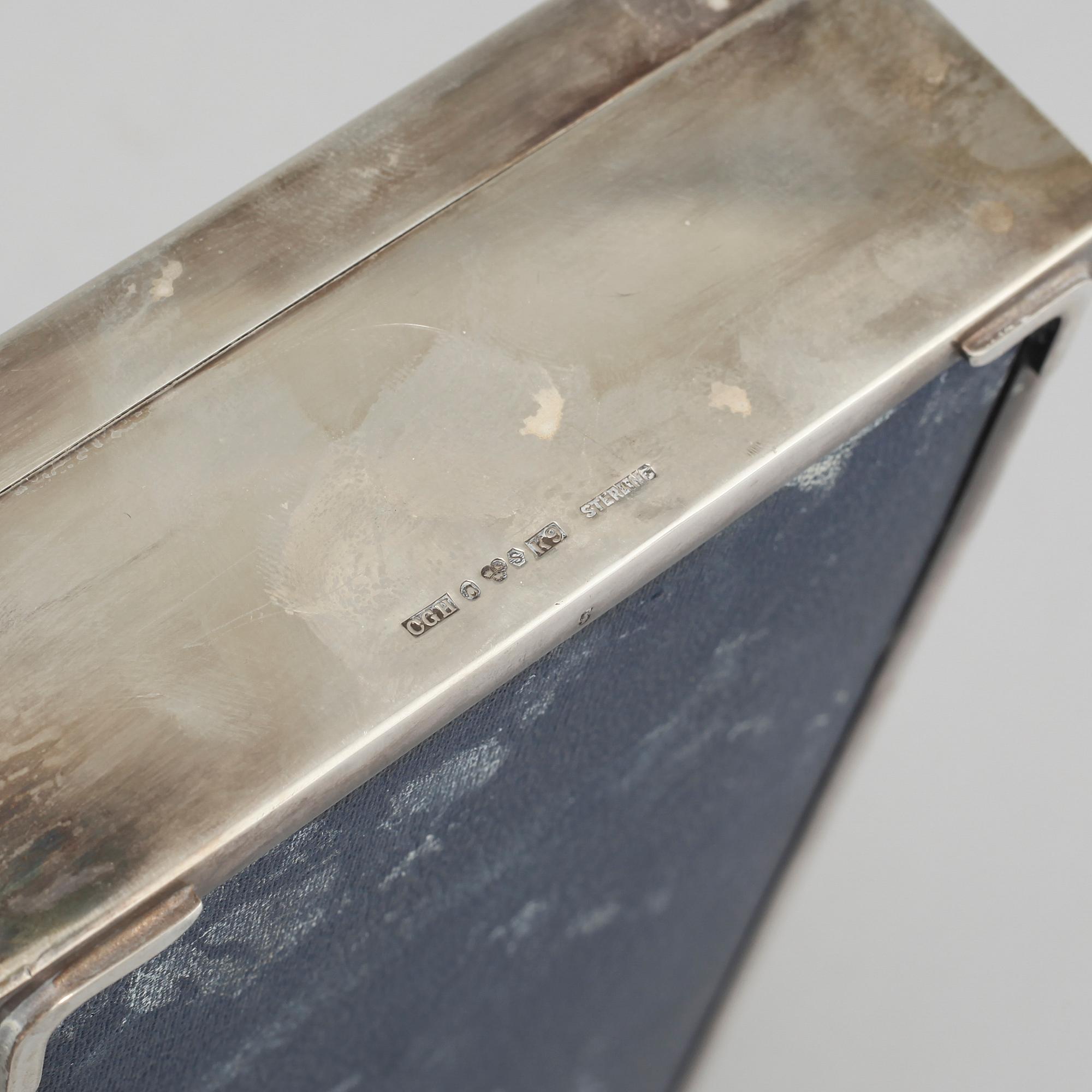 A silver box and a snuffbox, partly C G Hallberg in Stockholm, 1960.