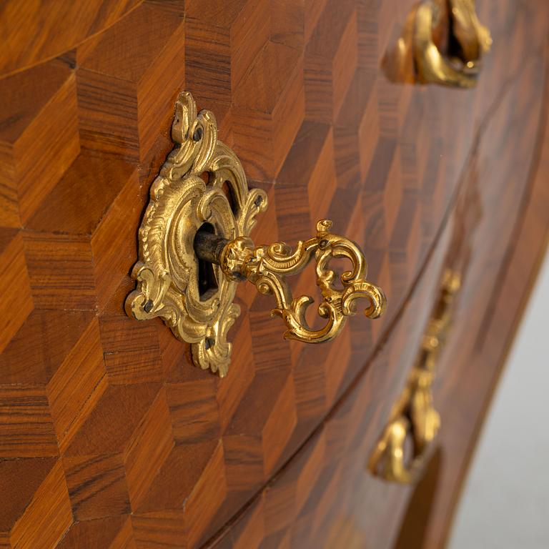 Chest of drawers, Louis XV style, 19th century.