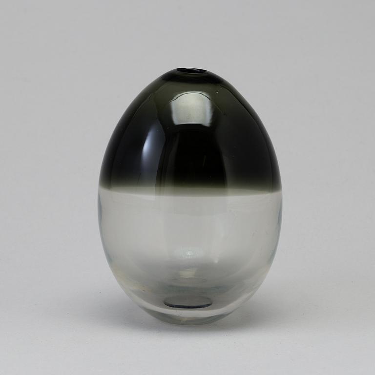 A Timo Sarpaneva glass vase, signed Timo Sarpaneva iittala and dated -57.