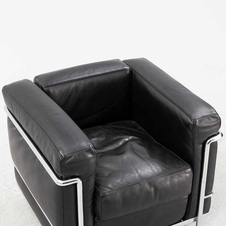 Le Corbusier, Pierre Jeanneret & Charlotte Perriand, fåtölj, "LC2", Cassina. Svart skinn.