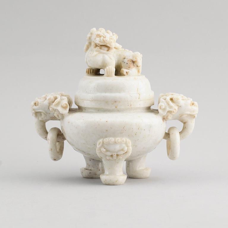 RÖKELSEKAR, nefrit, Kina.