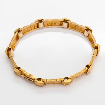 Björn Weckström, a 14K gold 'Jotos' bracelet for Lapponia, 1974.