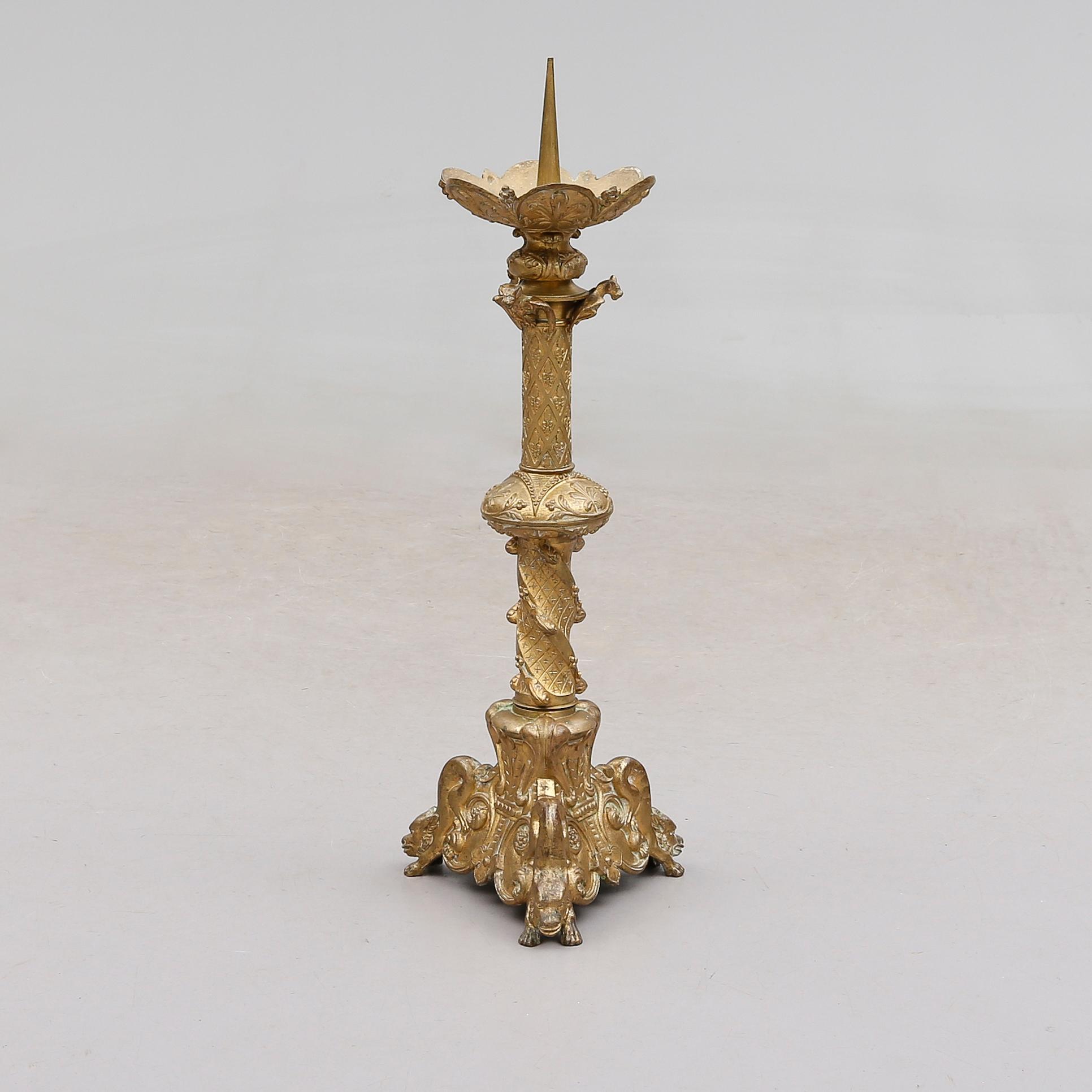 ALTARLJUSSTAKE, bronserad metall, barockstil, sydeuropa, 1800-tal.