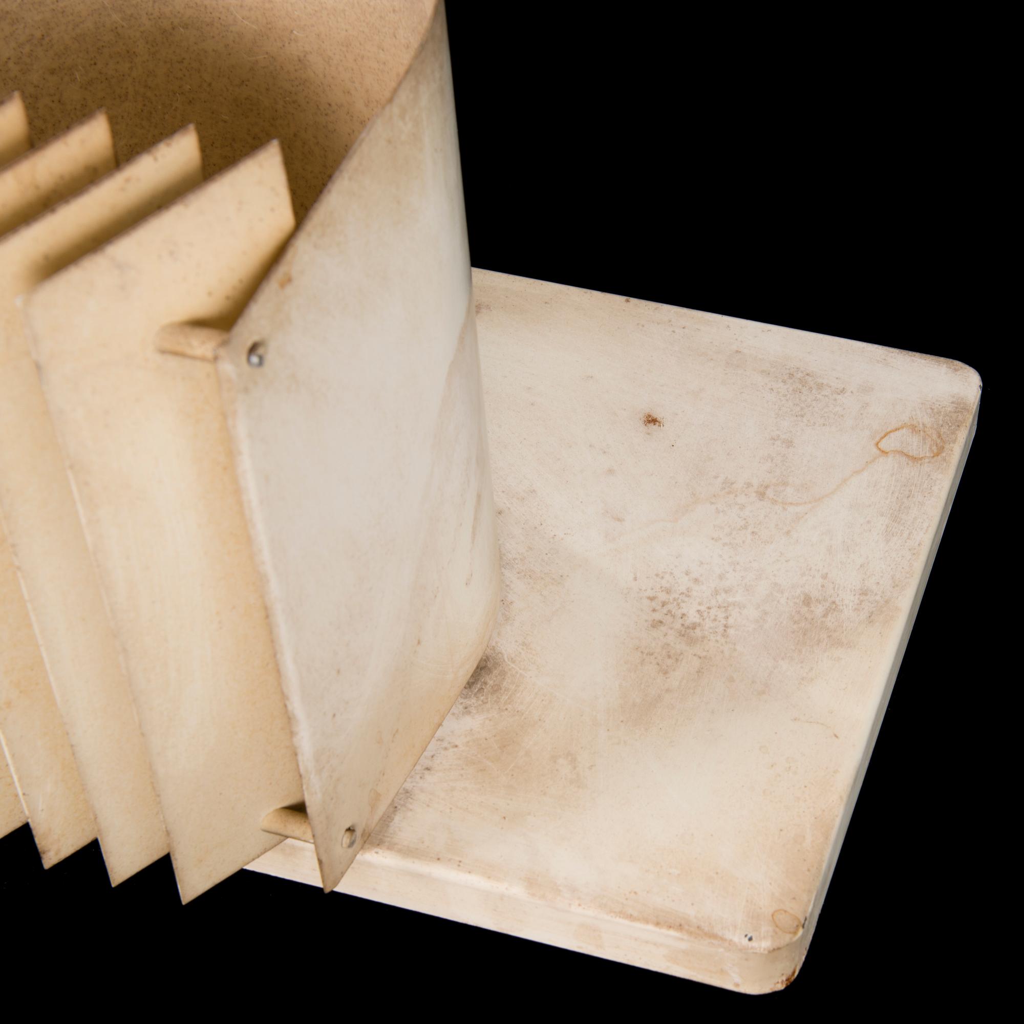 ALVAR AALTO, kattovalaisin, malli AE-7055, Itsu 1960-luku.