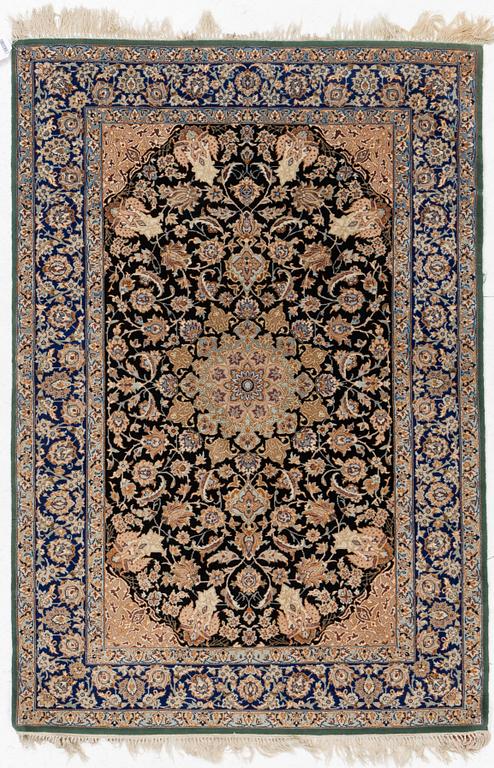 Matta, Isfahan, ca 160 x 108 cm.