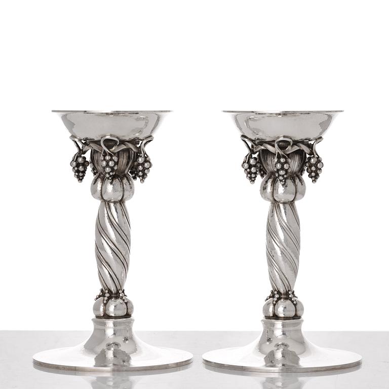 Georg Jensen, ett par ljusstakar, Köpenhamn 1996, sterling silver, designnr 263B.