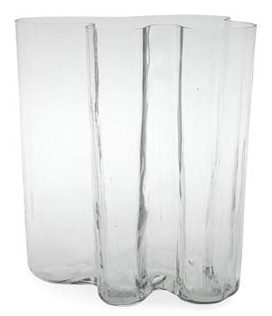 Alvar Aalto, A VASE.