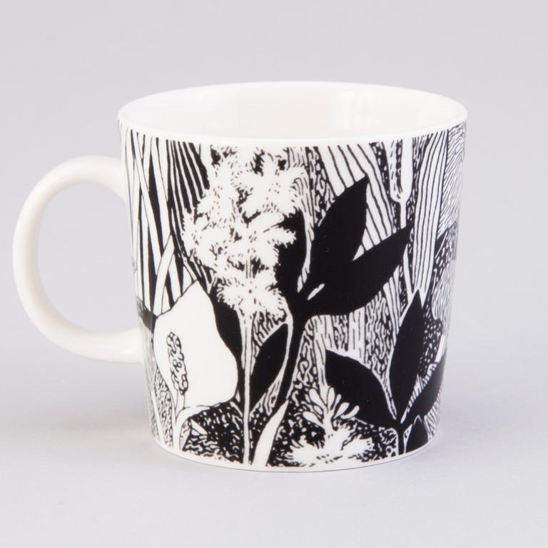 MOOMIN-MUG, porcelain, 'Moomintroll daydreaming', Moomin Characters, Arabia 2005.
