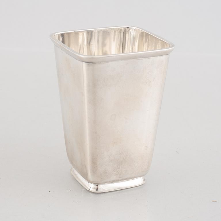 Åke Strömdahl, bägare, sterlingsilver, Hugo Strömdahl AB, Stockholm 1953.