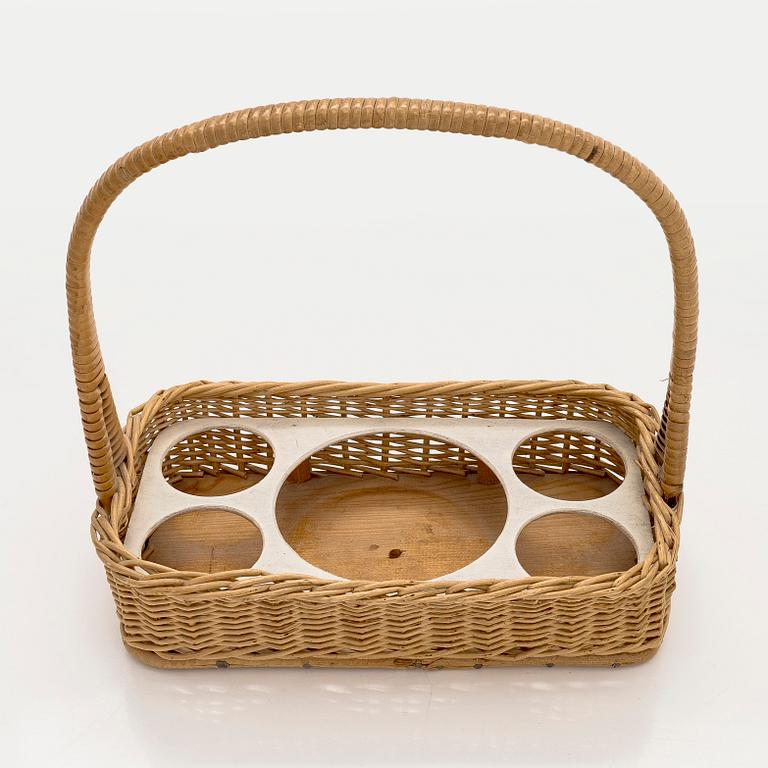 Saara Hopea, a 9-piece juice set, Nuutajärvi, Notsjö. Model designed in 1954.