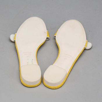 SANDALER, Dolce Gabbana.