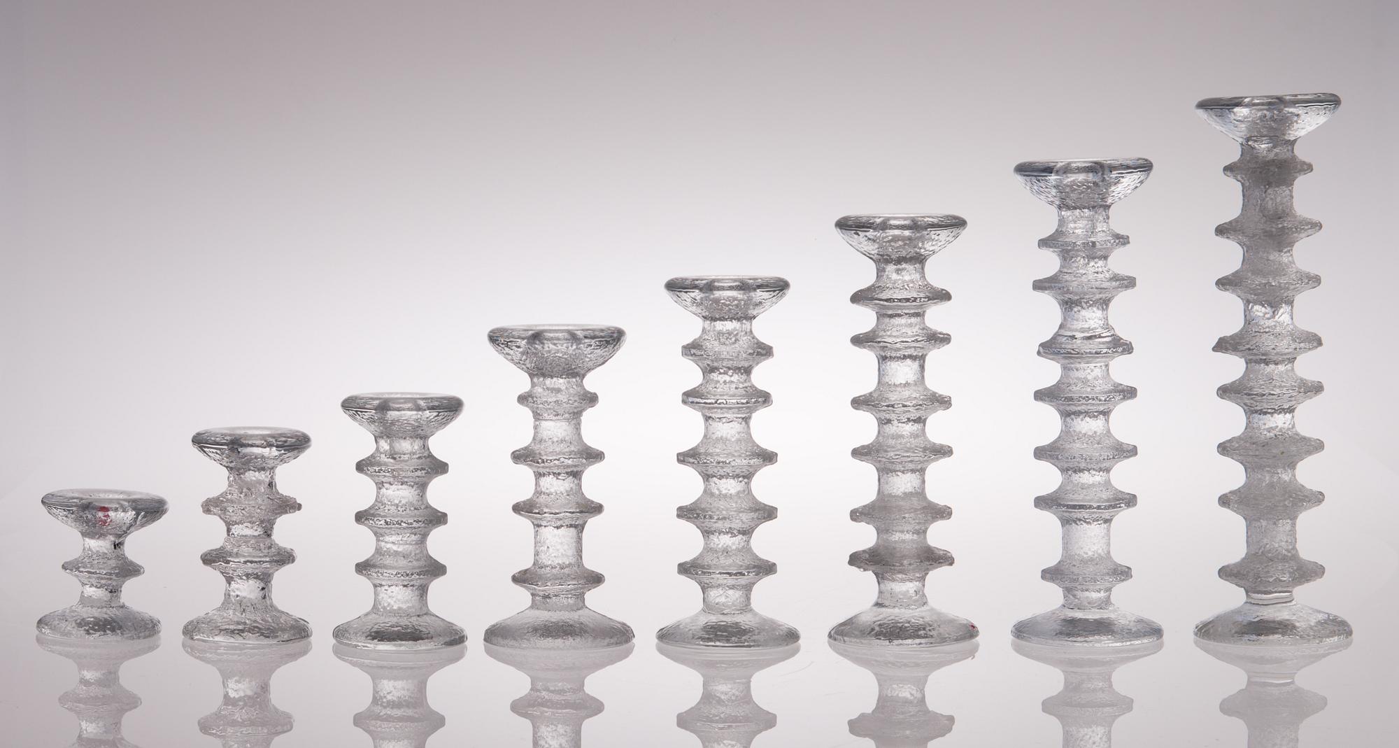 TIMO SARPANEVA, LJUSSTAKAR, 8 st, "Festivo", Iittala, en del signerade TS.