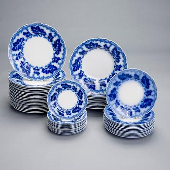 MATSERVIS, 76 delar, flintgods, "Normandy" Flow Blue, Johnson Brothers, England tidigt 1900-tal.