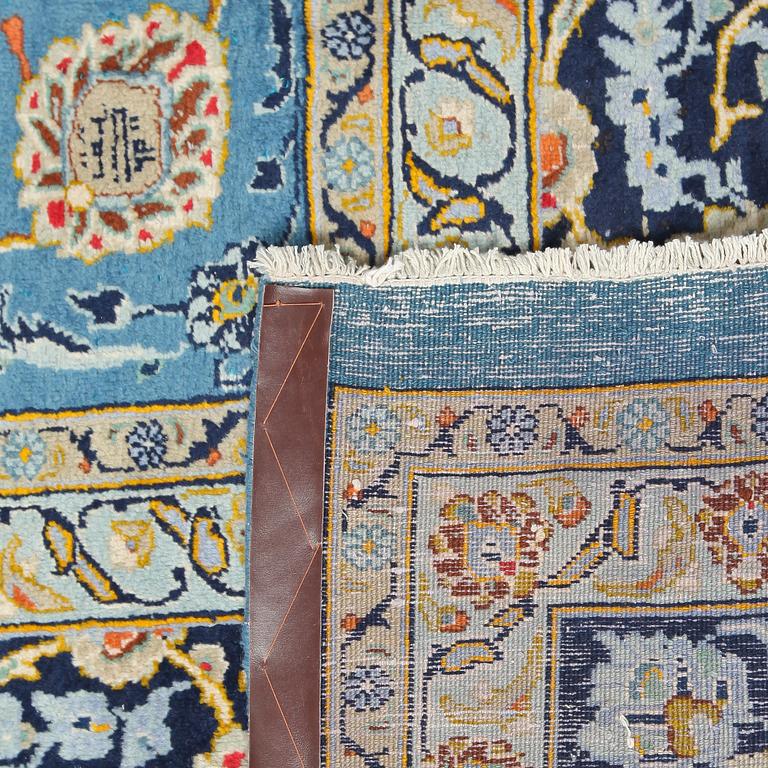 MATTA, Kashmar, modern tillverkning, signerad, 380 x 298 cm.