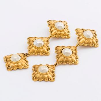 CHANEL, clips earrings.