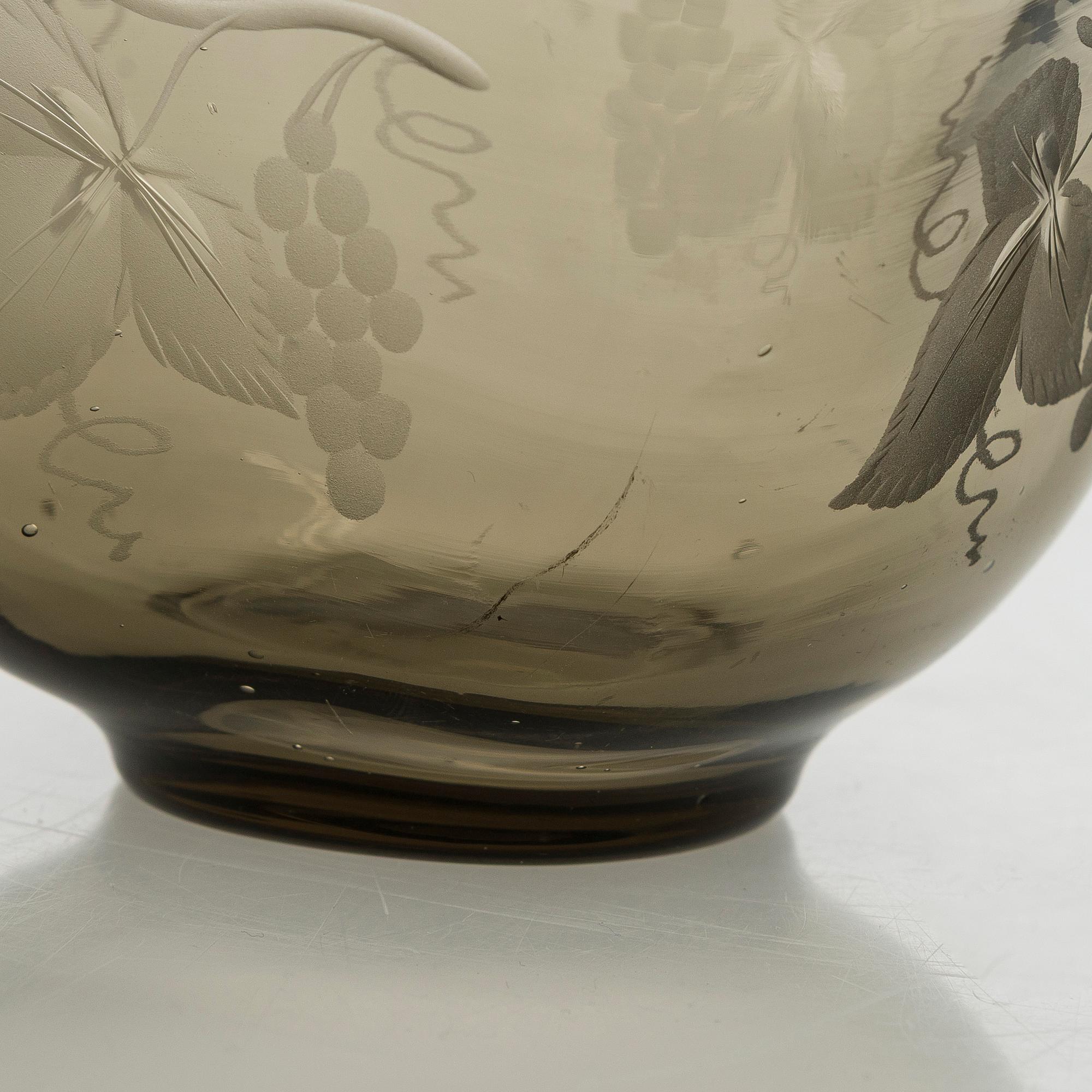 Gunnel Nyman, skål, modell 38/1081 Riihimäki Glassbruk Ab. Osignerad. Formgiven 1938.