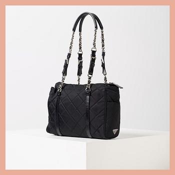 VÄSKA, Prada.