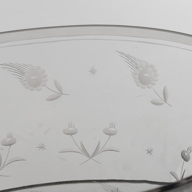 Edward Hald, an angraved glass bowl and plate, Orrefors, Sweden, model H932 and H348.