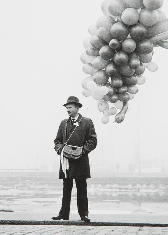 Ismo Hölttö, 'Market Square, Helsinki 1964'.