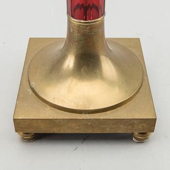 An early 20th century paraffin lamp.